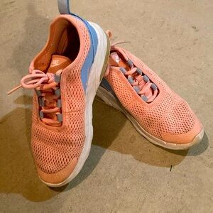 Nike Air Youth sneaker. Very gently worn